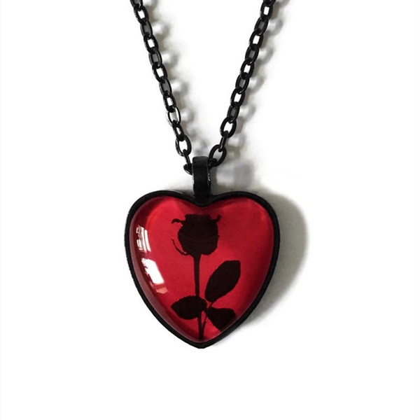 Blood Heart Necklace - Black Roses & Red Heart Corsair Amulet