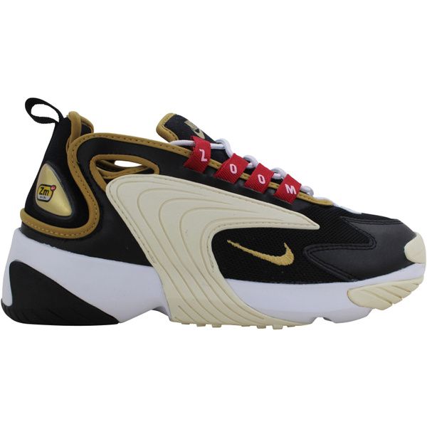 Nike zoom 2k outlet black and gold