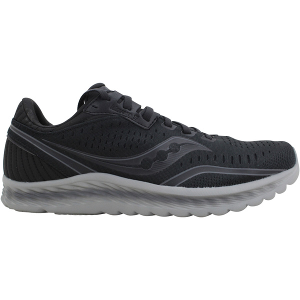 saucony kinvara blackout