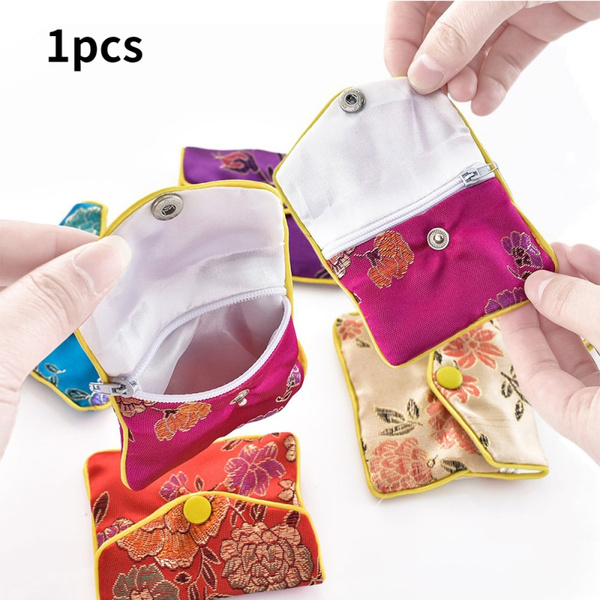 Chinese Silk Brocade Floral Silk In Change Purse Pouch With Zipper Small  Jewelry Gift Bag For Women With Credit Card Holder Available In 6x8 And  8x10 Sizes C226Z From Gbbhj, $51.81 |