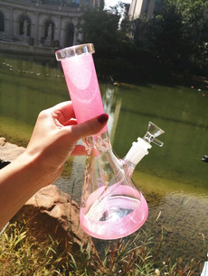 Beautiful, pink, glasswaterpipe, grinder