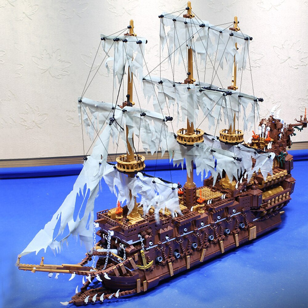 Creative Expert 16016 Ideas Flying Dutchman Sailing Sea Caribbeans Pirate Ship Blocks Moc Bricks Model Building Blocks Toy