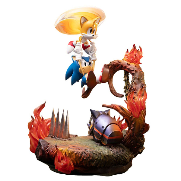 Sonic The Hedgehog Tails Statue