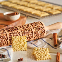Christmas Wooden Rolling Pin and 3 PCS Biscuit Molds,13.8 Engraved Embossing Roll Pin for Baking Embossed Cookies Christmas Symbol Baking biscuit Xmas tree&35cm 35cm 