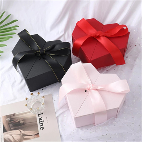 Black Red Heart Shaped Gifts Box With Bows Valentines Day Presents ...