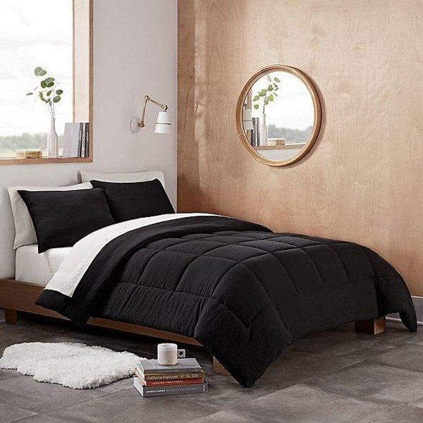 Ugg comforter store black