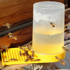 beehivefeeder, beeentrancefeeder, beekeeperequipment, waterdispenser