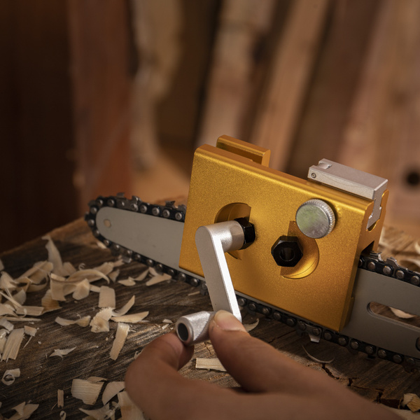 Portable Chainsaw Sharpener Chainsaw Sharpening Clamp ChainSaw Drill