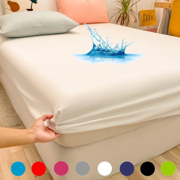 Waterproof bed outlet cover for baby