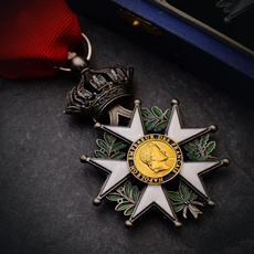 Pins, legion, honour, brooch