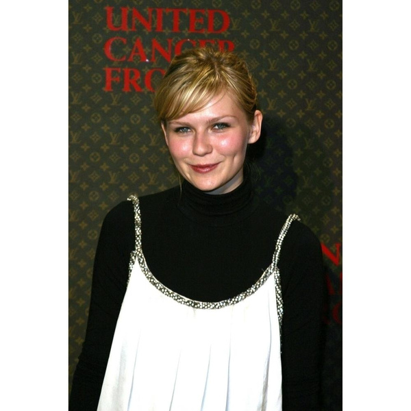 Kirsten Dunst At The Louis Vuitton United Cancer Front Gala, Universal