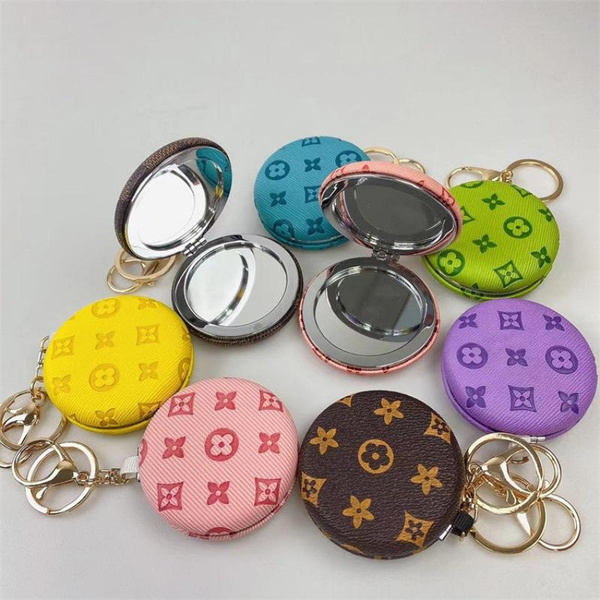 2023 Creative Lady Small Round Mirror Keychain PU Leather Key Chain Car