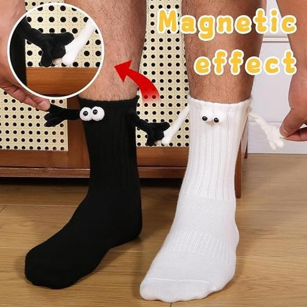 1 Pair2 Pairs Magnetic Holding Hands Socks Funny Couple Socks Friendship Socks Ts For Couple 9924