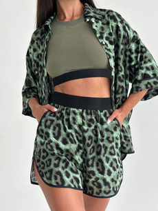 turndown, Fashion, Sleeve, leopard print