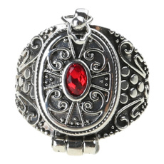 Box, Fashion Accessory, Fashion, Jewelry