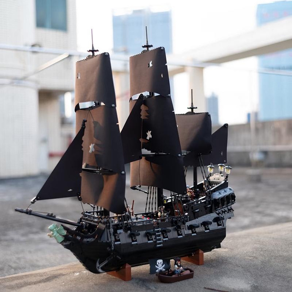 2860+pcs Black Ship Model Building Block Brick Educational Assembly Toy ...